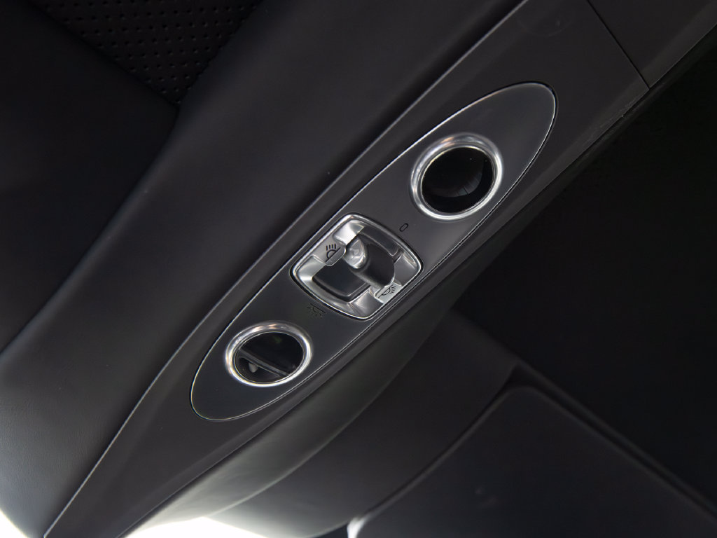 Used 2019 Bugatti Chiron AWD/4WD image 66