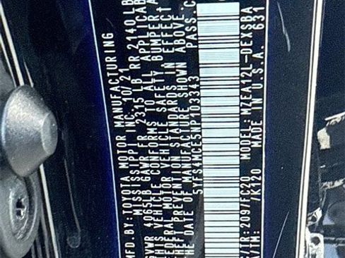 Used 2022 Toyota Corolla SE image 32