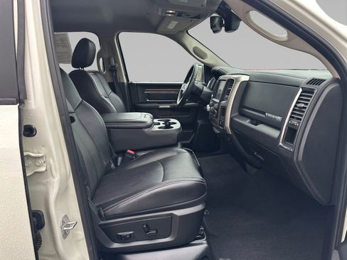 Used 2018 RAM 1500 Laramie w/ Convenience Group image 18