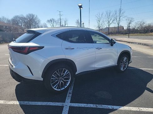 Used 2025 Lexus NX 350h AWD w/ Accessory Package (2T) image 4