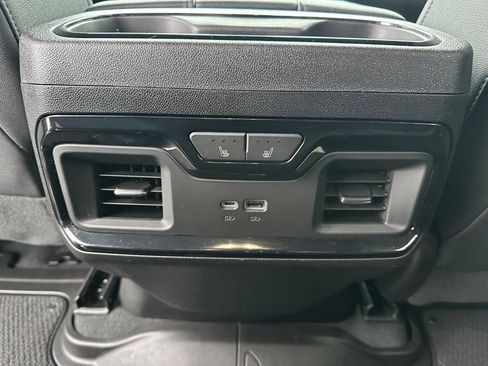 Used 2023 GMC Sierra 1500 AT4 AWD/4WD image 14