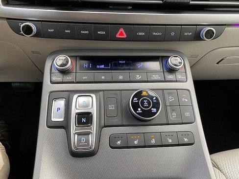 Used 2024 Hyundai Palisade Limited image 56