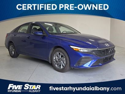 Certified 2025 Hyundai Elantra Hybrid