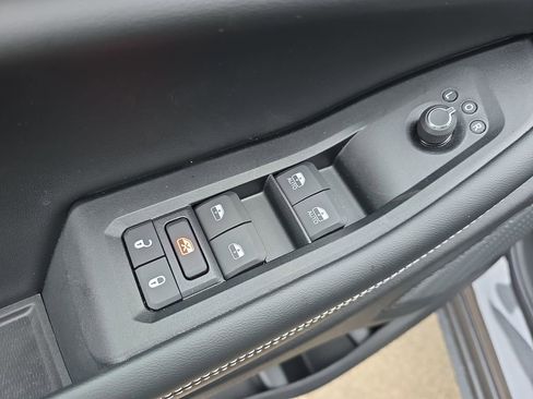 New 2025 Jeep Grand Cherokee L Limited w/ Trailer Tow Package image 31