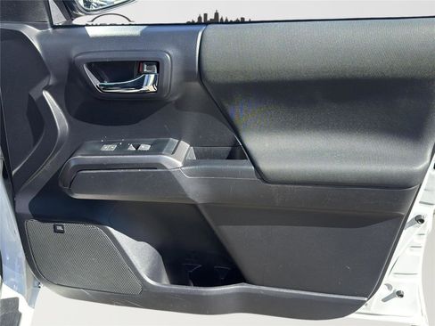 Used 2020 Toyota Tacoma TRD Sport w/ TRD Premium Sport Package image 35