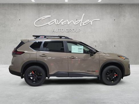 New 2026 Nissan Rogue SV AWD/4WD image 17