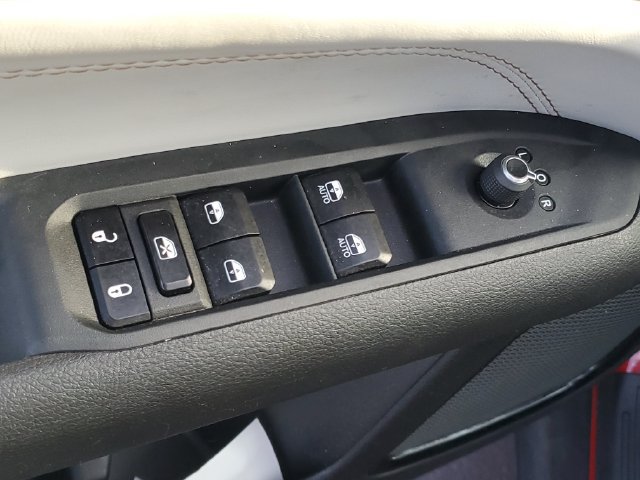 Used 2024 Jeep Compass Limited AWD/4WD image 16