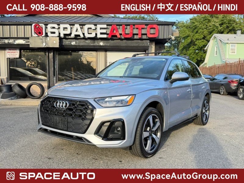 Used 2022 Audi Q5 2.0T Premium Plus w/ Premium Plus Package AWD/4WD image 1