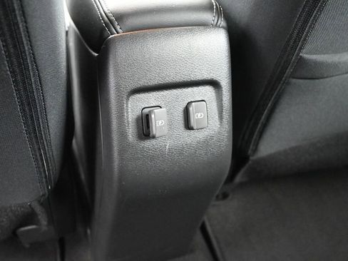 Used 2024 Nissan Kicks SV FWD image 13