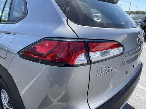 Used 2024 Toyota Corolla Cross L image 16