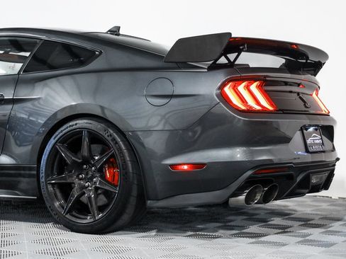 Used 2022 Ford Mustang Shelby GT500 w/ Carbon Fiber Track Pack RWD image 26