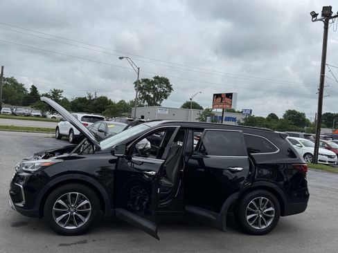 Used 2017 Hyundai Santa Fe SE AWD/4WD image 23