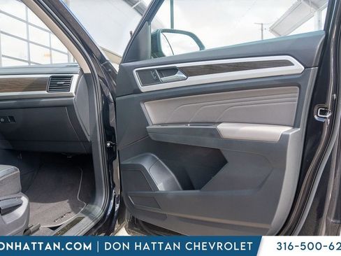 Used 2022 Volkswagen Atlas SE FWD image 25