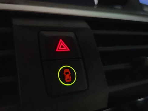 Used 2019 BMW X3 xDrive30i w/ Driving Assistance Package image 37