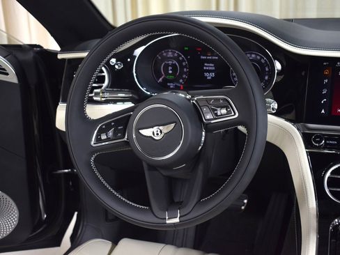 New 2025 Bentley Continental GTC image 4