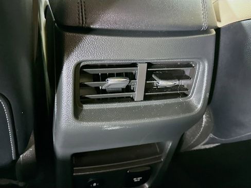 Used 2023 Ford Edge SEL w/ Convenience Package AWD/4WD image 32