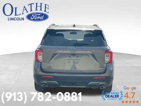Used 2023 Ford Explorer XLT w/ Equipment Group 202A image 4