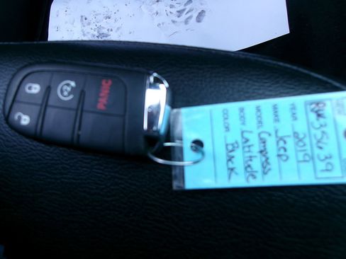 Used 2019 Jeep Compass Latitude w/ Popular Equipment Group image 20