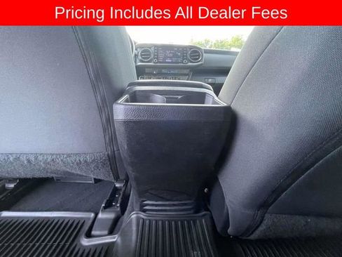 Used 2021 Toyota Tacoma TRD Off-Road AWD/4WD image 16