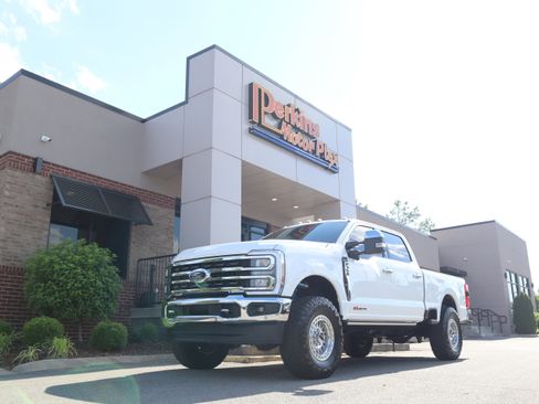 Used 2024 Ford F350 King Ranch w/ Chrome Package AWD/4WD image 42