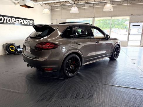 Used 2013 Porsche Cayenne GTS AWD/4WD image 11