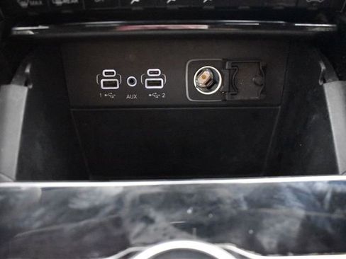 Used 2023 Jeep Grand Cherokee Limited w/ Black Appearance Package image 20