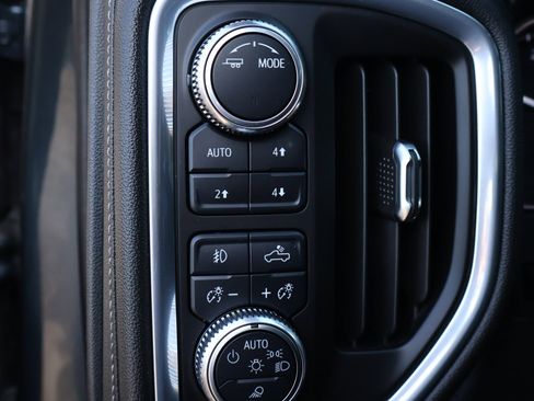 Used 2021 GMC Sierra 1500 Denali w/ Denali Ultimate Package AWD/4WD image 14