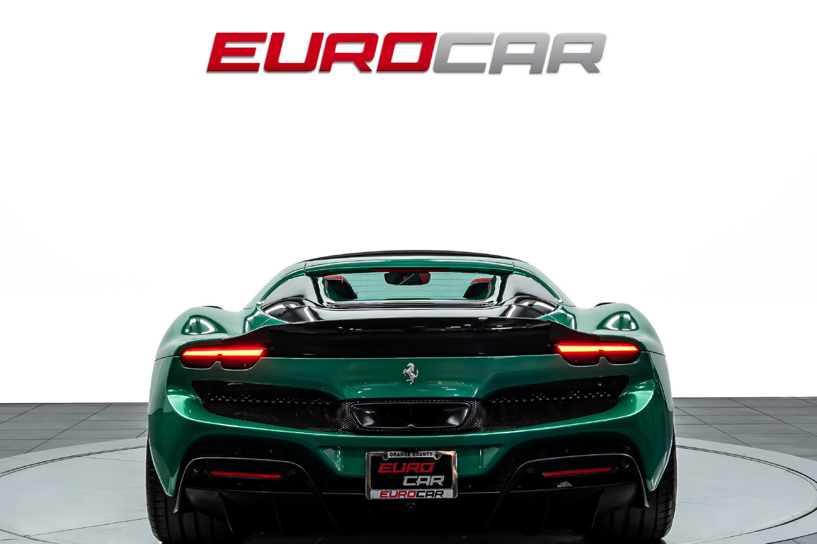 Used 2024 Ferrari 296 GTS RWD image 5