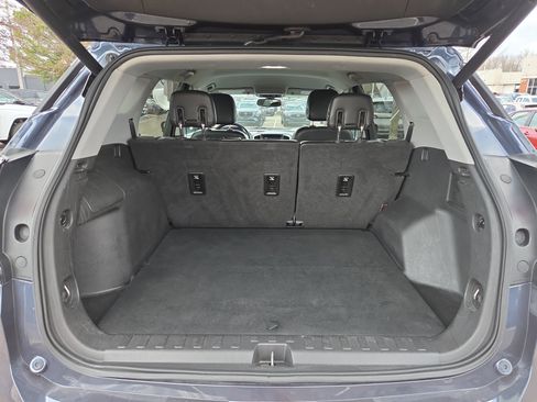 Used 2019 GMC Terrain SLT w/ Preferred Package image 14