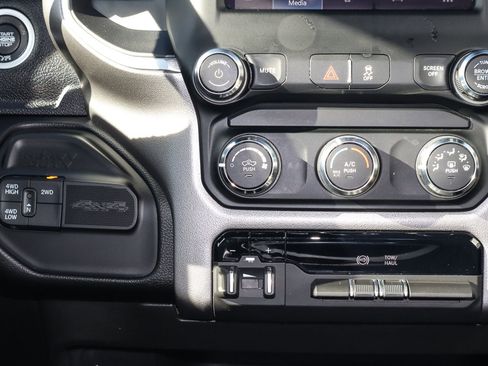 Used 2024 RAM 2500 Big Horn image 11