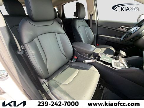 New 2026 Kia Sportage EX FWD image 15
