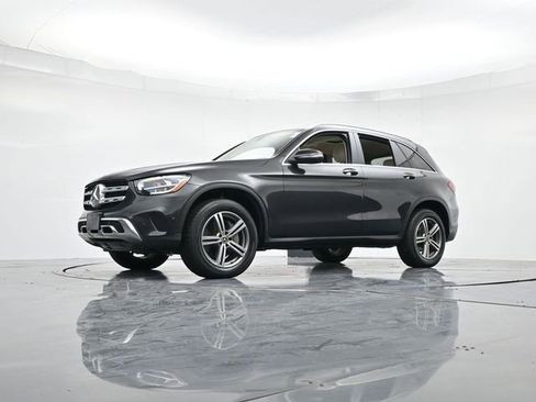 Used 2021 Mercedes-Benz GLC 300 4MATIC image 35