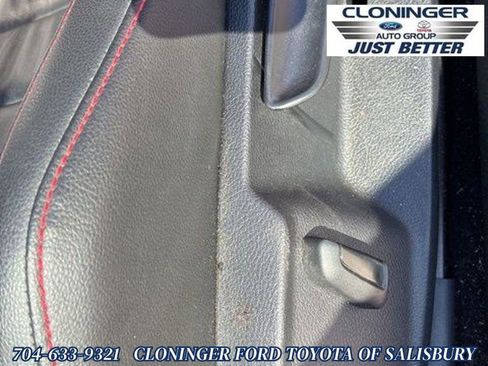 Used 2016 Volkswagen GTI SE image 10