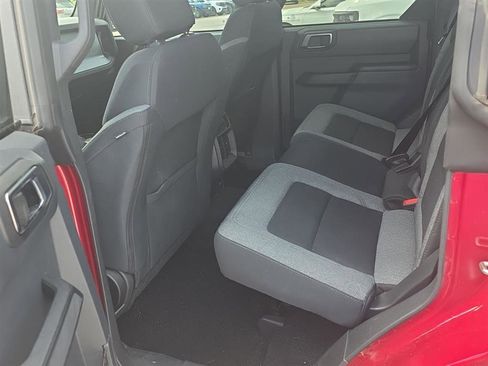 Used 2025 Ford Bronco Big Bend image 25