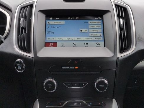 Certified 2018 Ford Edge SEL w/ Equipment Group 201A FWD image 19