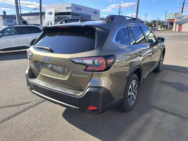 Certified 2024 Subaru Outback Premium w/ Popular Package #1A AWD/4WD image 3