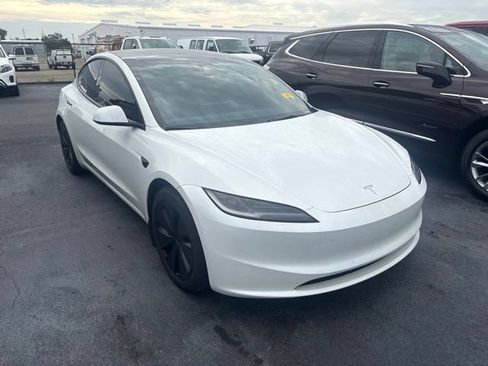 Used 2024 Tesla Model 3 Long Range AWD/4WD image 3