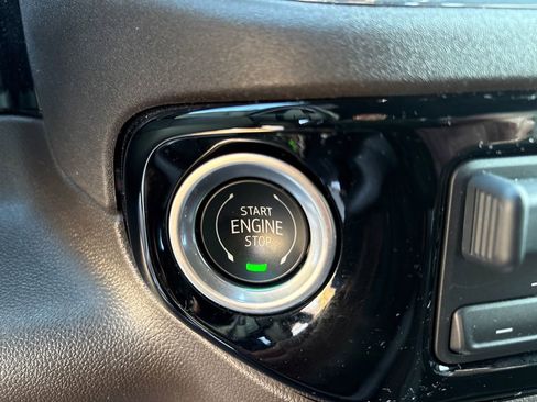 Certified 2024 GMC Sierra 1500 SLT w/ SLT Premium Plus Package image 29