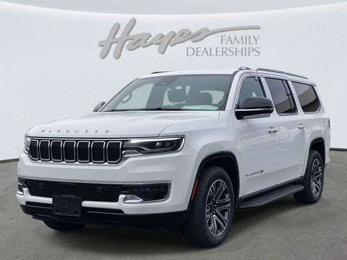 Certified 2024 Jeep Wagoneer L 2WD w/ Premium Group I image 2