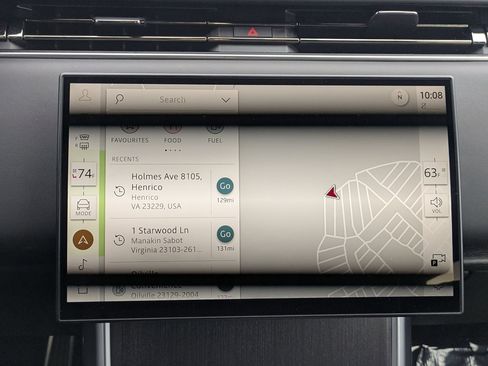 Certified 2024 Land Rover Range Rover SE image 13