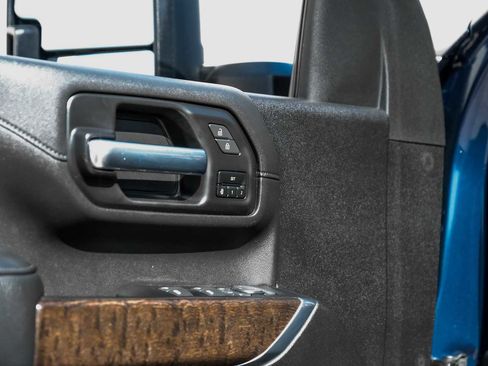 Used 2023 GMC Sierra 2500 Denali w/ Denali Ultimate Package image 46