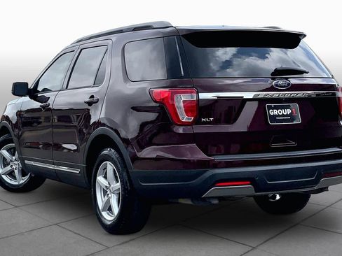 Used 2019 Ford Explorer XLT w/ Equipment Group 201A FWD image 12