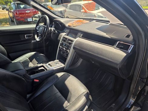 Used 2019 Land Rover Discovery Sport SE AWD/4WD image 20