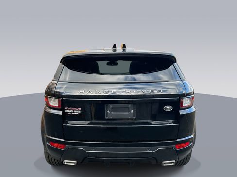 Used 2019 Land Rover Range Rover Evoque Landmark Edition image 4