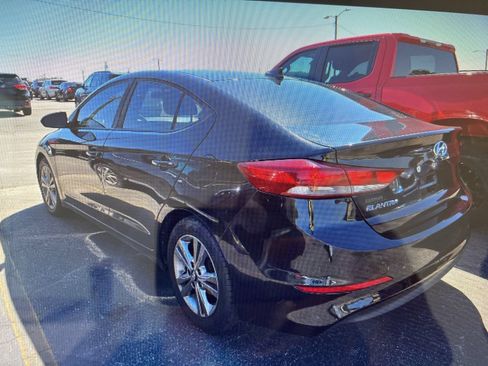 Used 2018 Hyundai Elantra SEL FWD image 13