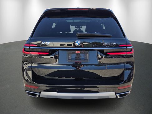 New 2026 BMW X7 xDrive40i image 6