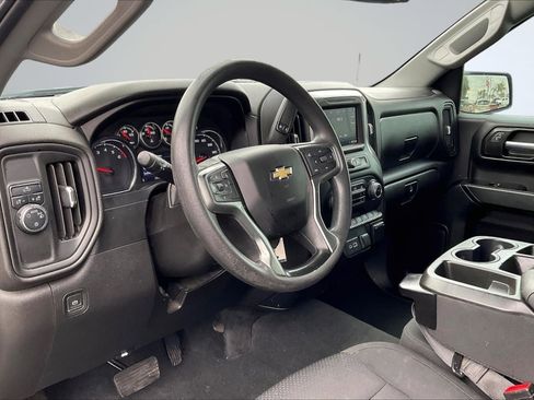 Used 2021 Chevrolet Silverado 1500 Custom w/ Safety Confidence Package image 14