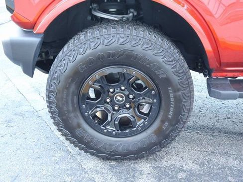 Used 2023 Ford Bronco Outer Banks image 7