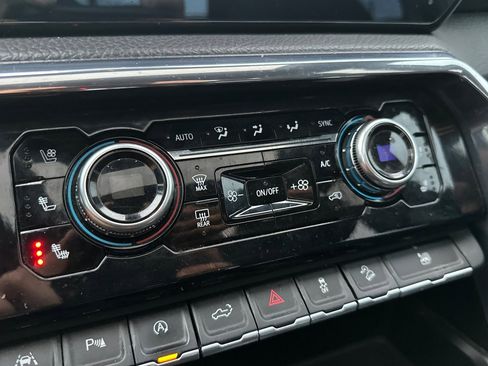 Used 2024 GMC Sierra 1500 Denali w/ Denali Reserve Package image 27