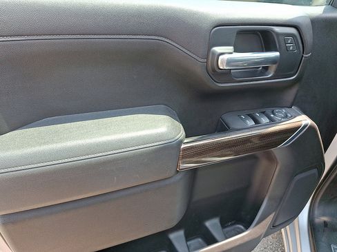 Certified 2020 Chevrolet Silverado 1500 LT w/ Convenience Package AWD/4WD image 2